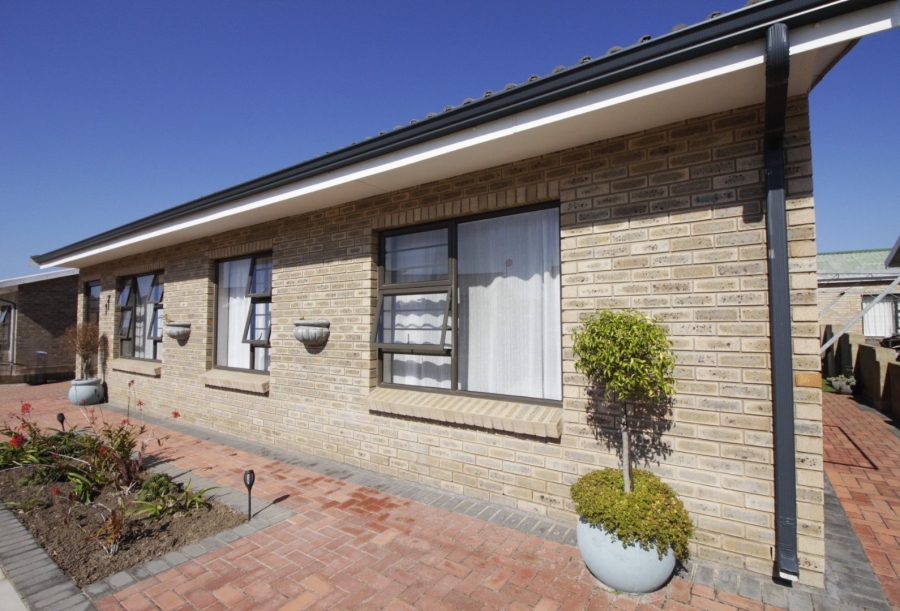 3 Bedroom Property for Sale in C Place Eastern Cape